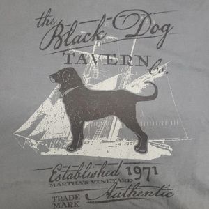 Mens Dark Green THE BLACK DOG TAVERN  Long Sleeve T Shirt Small Classic Fave!